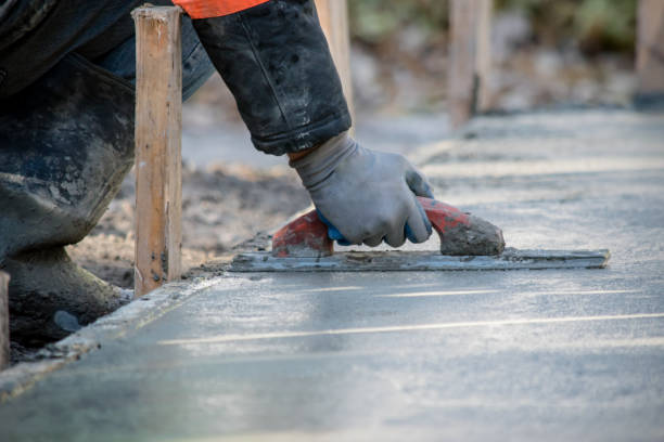 Best Concrete Sidewalk Installation  in Matta, WA